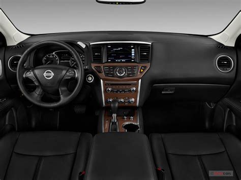 2020 Nissan Pathfinder Pictures: | U.S. News