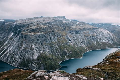 Expose Nature: Trolltunga, Norway [OC] [2400x1600]