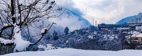 Snowfall disrupts vehicular traffic in North Sikkim