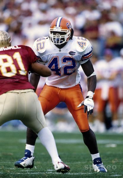 Jevon Kearse, Linebacker, 1996-1998 | Florida football, Florida gators ...