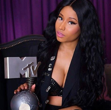 eGistOnline Magazine: Nicki Minaj Features Beyonce, Lil'Wayne & More In 19-Tracks "The Pinkprint ...