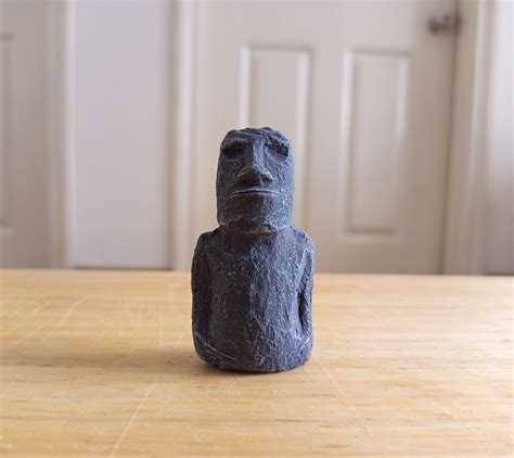 Concrete Moai Garden Statue Miniature Moai Statue Monolithic Statues of ...