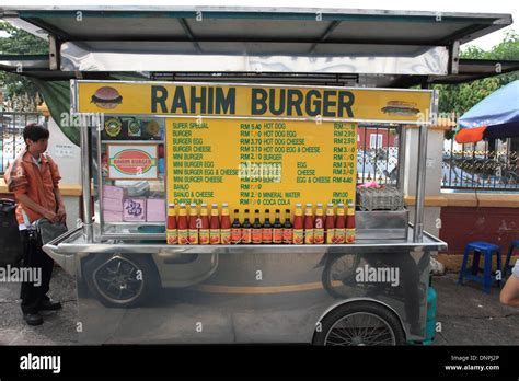 Rahim burger stall, old komtar, George town Stock Photo: 65036014 - Alamy