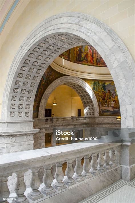 Utah State Capitol Building Interior Stock Photo - Download Image Now - 2015, Architectural ...