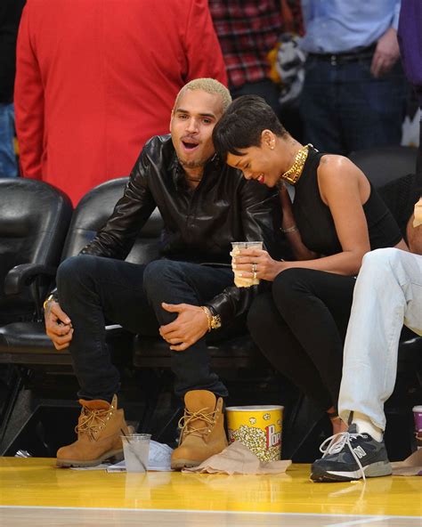 RIHANNA and Chris Brown at New York Knicks vs Los Angeles Lakers Game ...