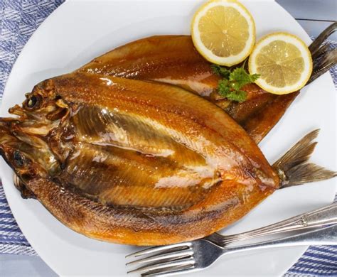 Buy Oak Smoked Kippers 300-400g Online at the Best Price, Free UK ...