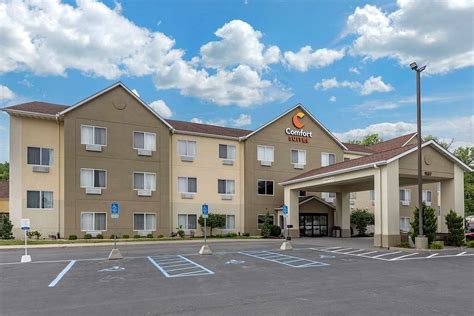 COMFORT SUITES AUBURN NEAR I-69 - Updated 2024 Prices & Hotel Reviews (IN)