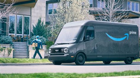 1,000+ Electric Vans Will Be Making Amazon Deliveries This Holiday ...