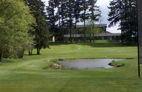 Highlands Golf Course. Tee Times - Tacoma WA