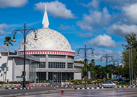 Top 5 Bandar Seri Begawan Attractions - Ivan Teh - RunningMan