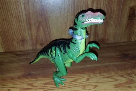 Baryonyx (Jurassic Park: Series 2 by Kenner) – Dinosaur Toy Blog