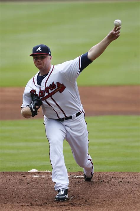 Braves' Sean Newcomb makes major-league debut vs. Mets