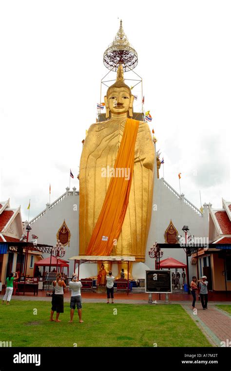 The Standing Buddha Temple in Bangkok, Thailand Stock Photo - Alamy