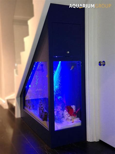 Under stairs aquarium | homify | Custom aquarium, Custom fish tanks ...