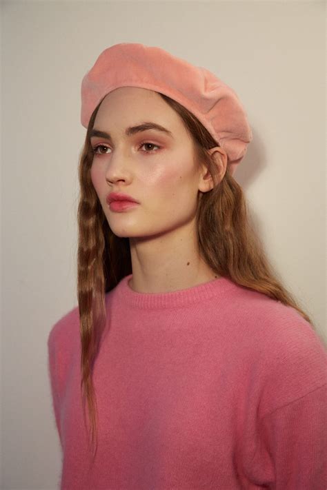 Pink velvet beret, cute beret, kawaii fashion, velvet beret, pink beret, pastel pink. Leather ...