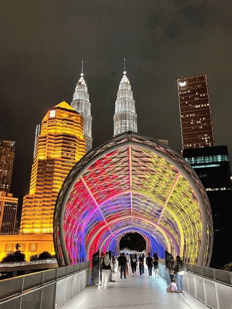 Night view of Kuala Lumpur, Malaysia--The Petronas Twin Towers Kuala ...