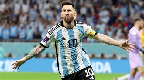 Argentina 2-1 Australia: Lionel Messi sparkles in 1000th game as his ...