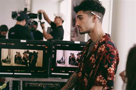 ZAYN on Facebook behind the scenes of Let Me music video | Zayn malik ...