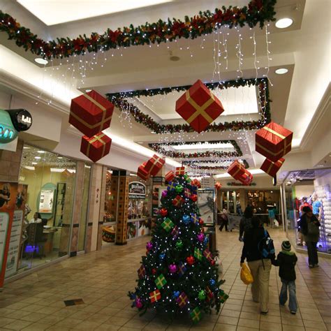 Christmas Mall Decoration Ideas That May Attract people - The ...