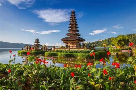 Pura Ulun Danu Bratan: A Must Visit Attraction In Indonesia