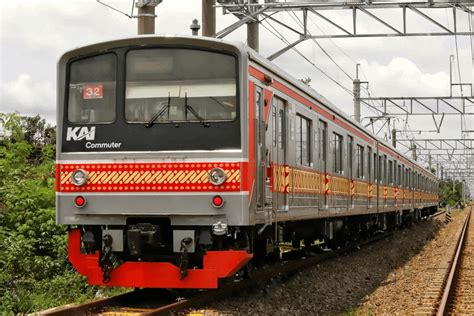 [Review] Fasilitas Stasiun KRL Commuterline Jabodetabek : r/railtrack