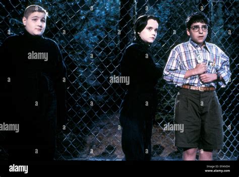 JIMMY WORKMAN & CHRISTINA RICCI ADDAMS FAMILY VALUES (1993 Stock Photo, Royalty Free Image ...