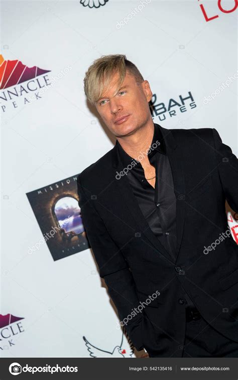 Brian Tyler Attends Premiere Pinnacle Peak Films Redeeming Love Dga – Stock Editorial Photo ...