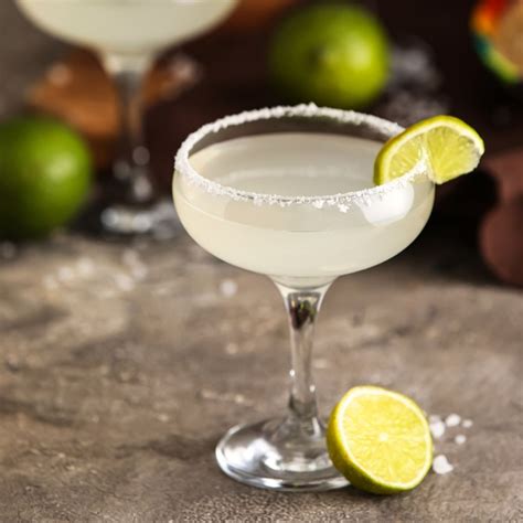 Mexican Margarita - A Refreshing Tropical Cocktail