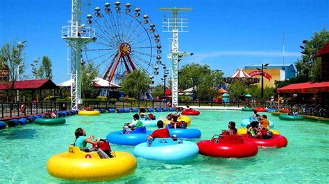 Parque de la Costa Amusement Park in Buenos Aires