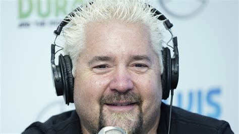 Guy Fieri's Secret To Finding The Best Restaurants While Traveling