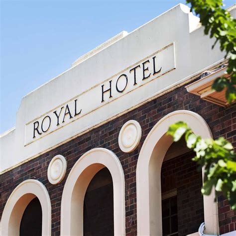 Royal Hotel, Sunbury, VIC