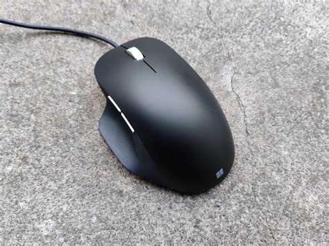 Microsoft Ergonomic Mouse review: A budget Surface Precision Mouse | Windows Central