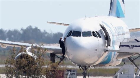 EgyptAir Hijacking Ends With Suspect's Arrest, Hostages Freed - ABC News