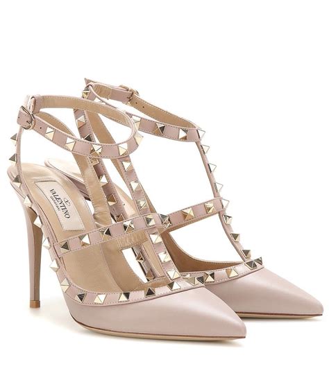 Rockstud leather pumps | Valentino heels, Pink leather shoes, Heels