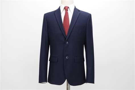 Find a Tailor Who Suits Your Needs, Budget & Style With These Easy Tips