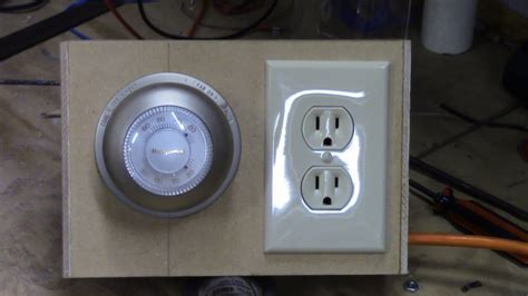 Thermostatically Controlled Outlet Switch