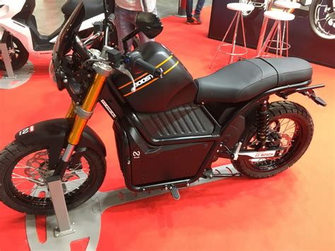 Ini Sepeda Motor Listrik Terbaik di EICMA 2018 dari sisi inovasi