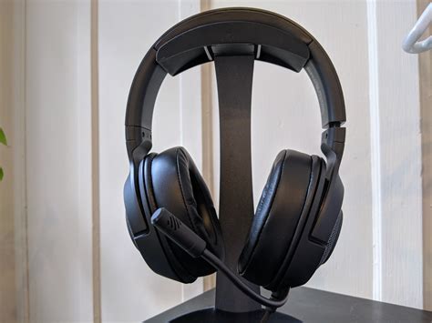 Razer Kraken X review: A no-frills take on a headset that had few frills to begin with | PCWorld