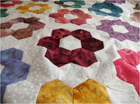 Art Threads: Wednesday Sewing - Grandmother's Flower Garden Pillowcases Part 1