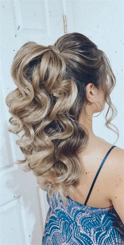 50 Breathtaking Prom Hairstyles For An Unforgettable Night : Ponytail Half Up + Big Curls 1 ...