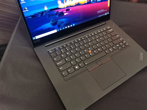 Lenovo Thinkpad X1 Extreme de generație nouă: ecran OLED 4K tactil ...