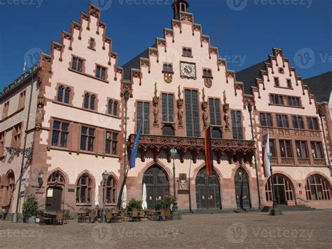 Frankfurt city hall 5329171 Stock Photo at Vecteezy