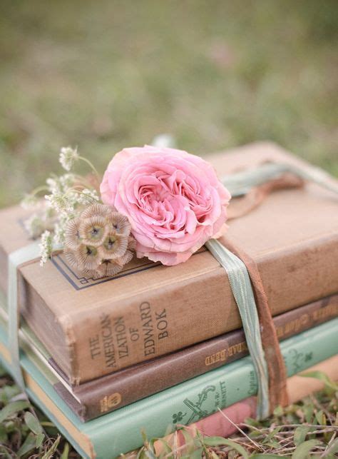 171 melhores imagens de ♡§♡§BooKs & FLoWeRs | Flores livro, Book ...