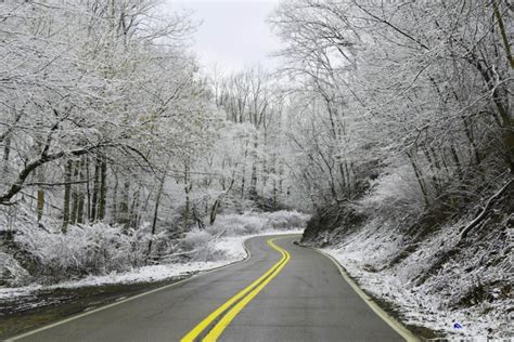 Snow Squalls Return Monday to the Ohio Valley