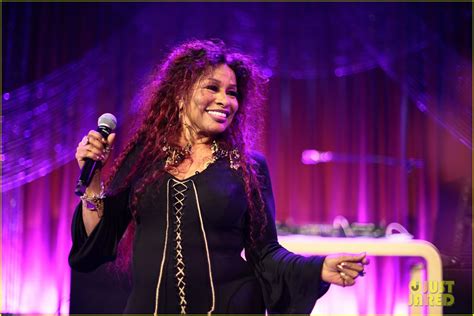 Chaka Khan Slams Singers Who Use Auto-Tune, Tells Them to 'Get a Job at the Post Office': Photo ...