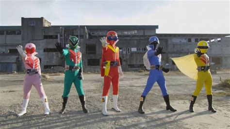 Kaizoku Sentai Gokaiger | Transformación en el primer Super Sentai Goranger - YouTube