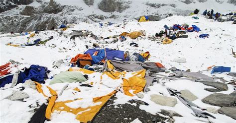 A Scene of Destruction After Ice Thunders Into Everest Base Camp - The ...