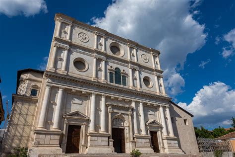 Basilica Di San Bernardino L'aquila - leiawson