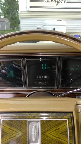 1982 Lincoln Continental - Interior Pictures - CarGurus