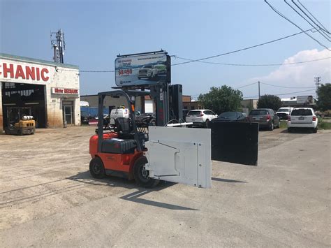 New Value 5000 lb Dual Fuel forklift with Carton clamp | Mister Mechanic